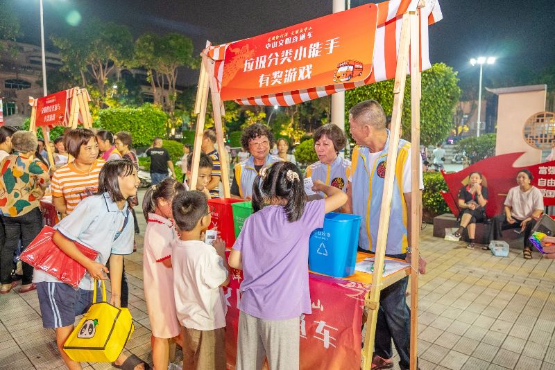 现场摊位人气火爆(3745576)-20240509111511_副本.jpg